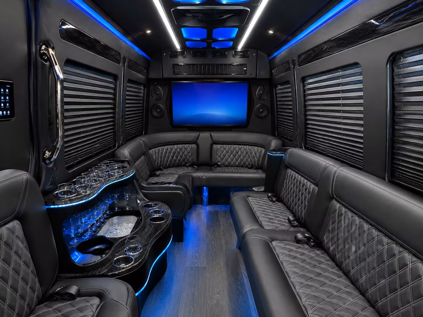 airport transfer shuttles between mcghee tyson airport and knoxville