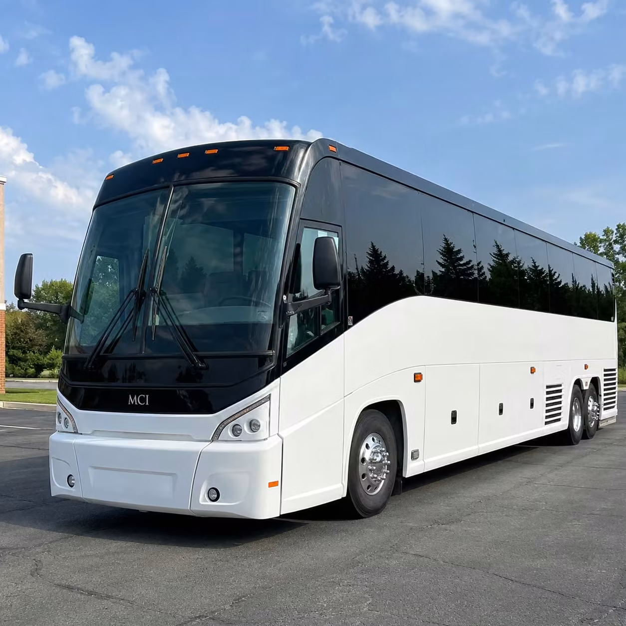 college and university group travel from knoxville on a charter bus