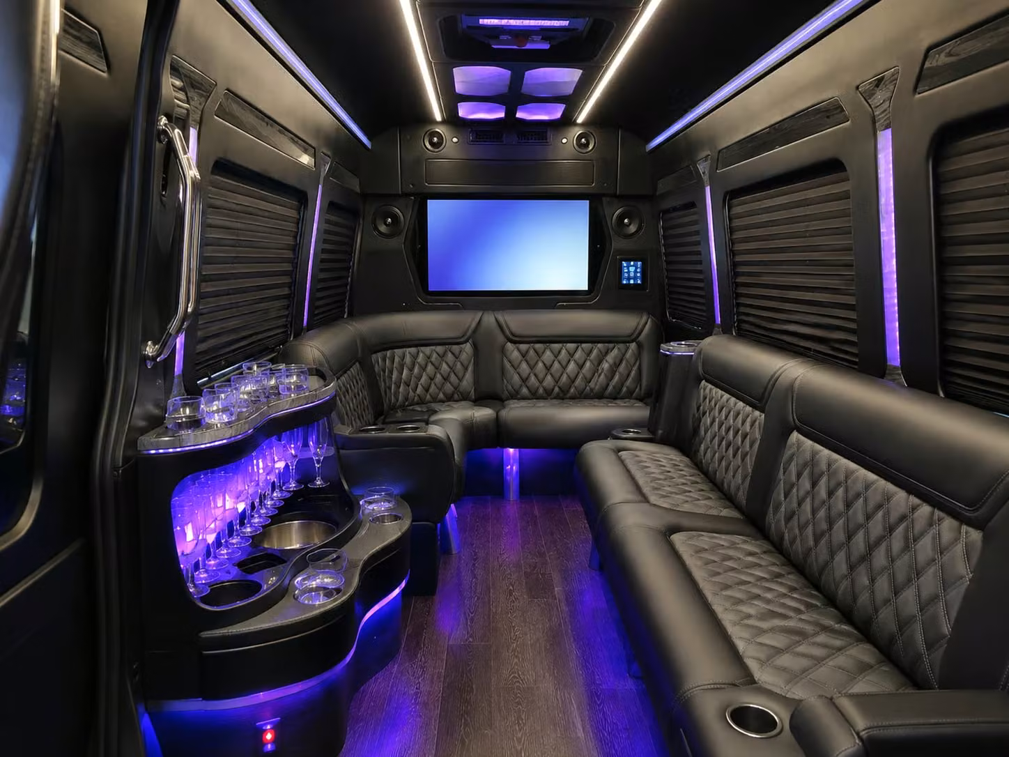 keep your bachelorette party birthday group or fan club together for every show