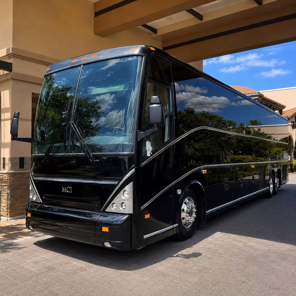 knoxville employee shuttle services that run on your schedule