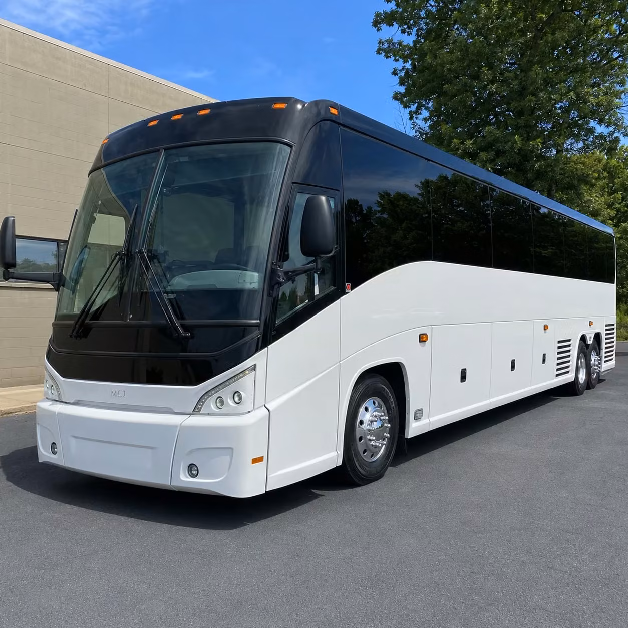 long distance charter buses from knoxville to nashville atlanta and beyond